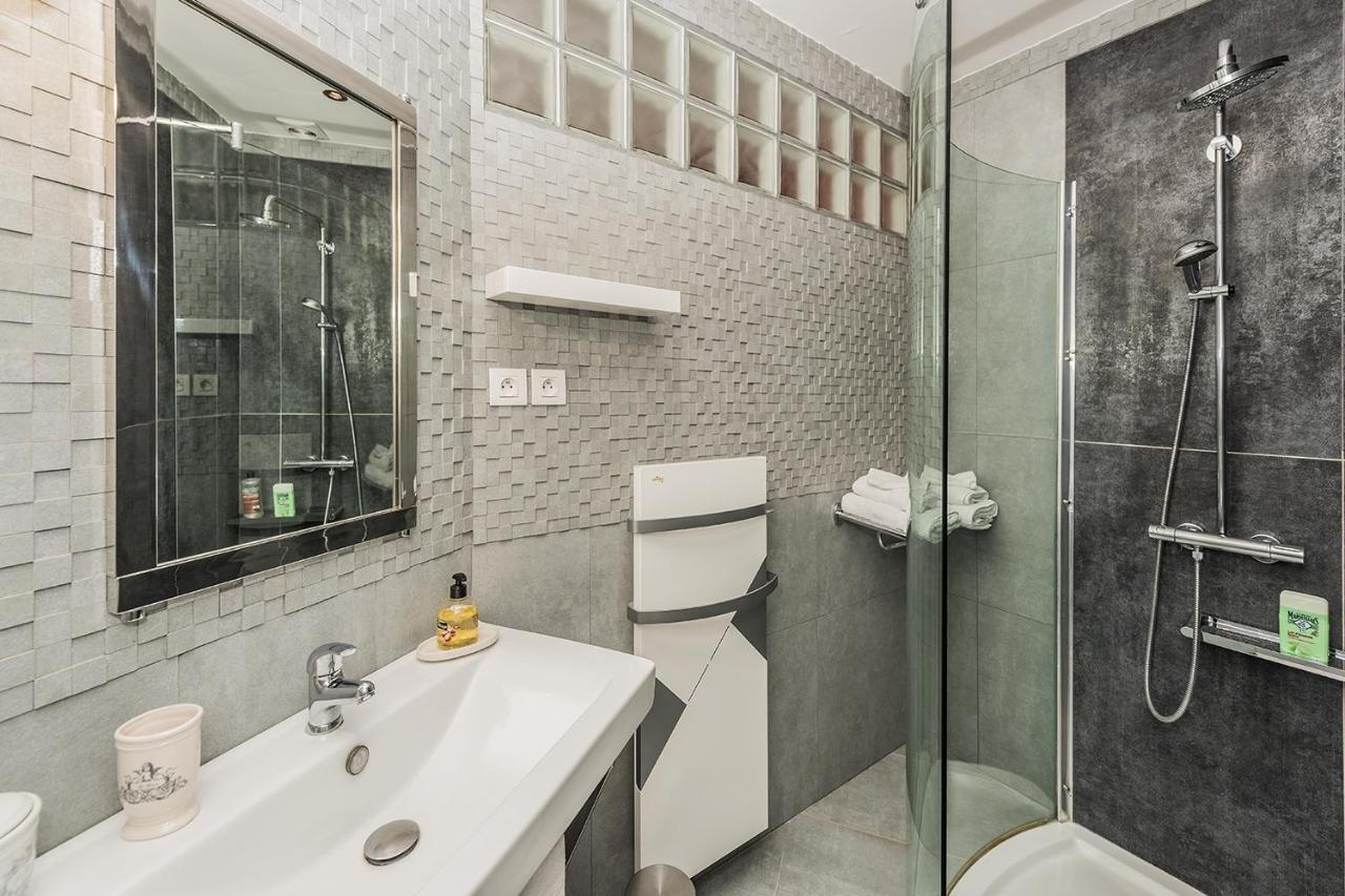 Chambres D'Hotes La Closerie Des Trois Marottes Melun Buitenkant foto