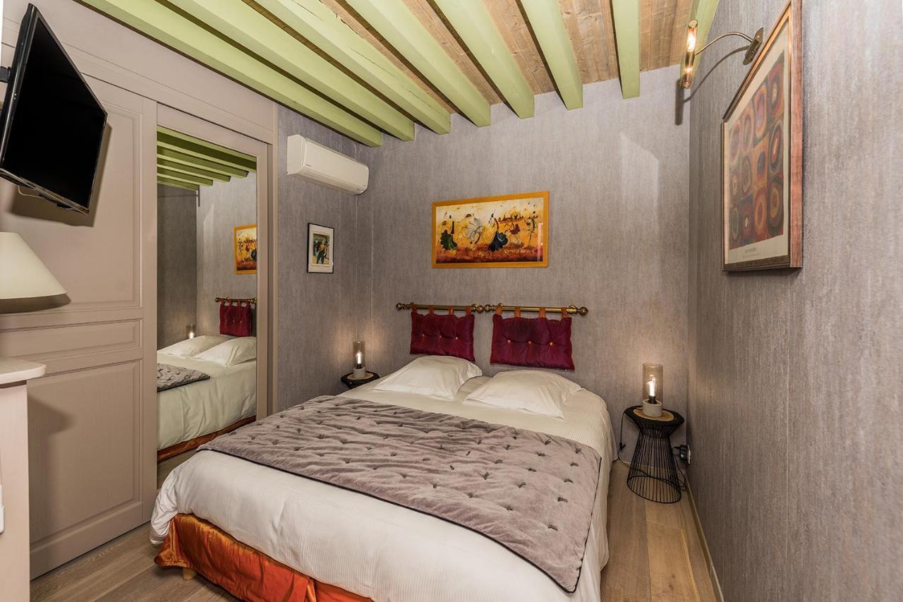 Chambres D'Hotes La Closerie Des Trois Marottes Melun Buitenkant foto